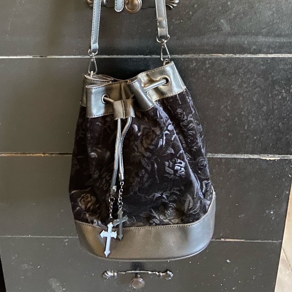Killstar velvet black bag